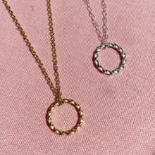 Load image into Gallery viewer, Twist necklace

