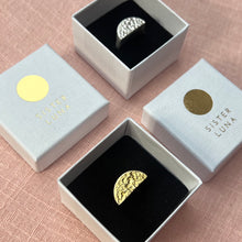 Load image into Gallery viewer, Half moon signet
